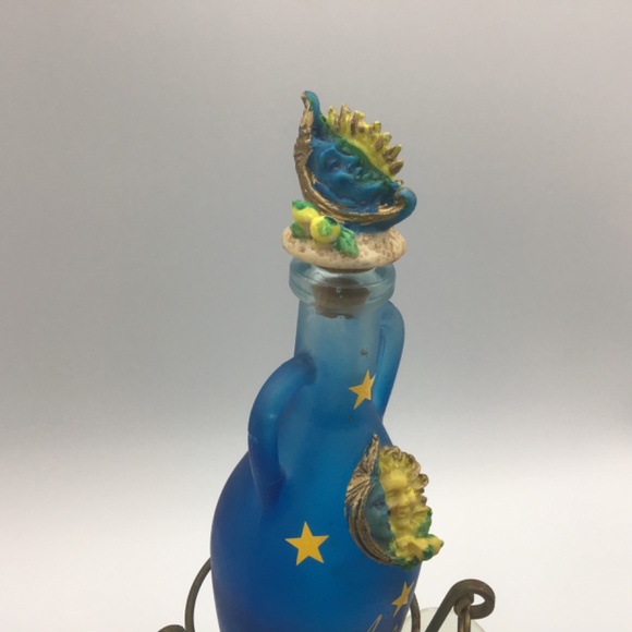 Italian Amalfi Souvenir Glass Amphora/Flask w Metal Stand and 4 Limoncello fr - Picture 7 of 16